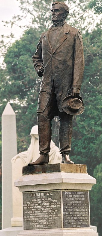 Statue of Davis by George Julian Zolnay (1899, Hollywood Cemetery in Richmond, Virginia)