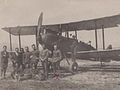 Türk havacıları ve personeli De Havilland DH.9 uçağı ile