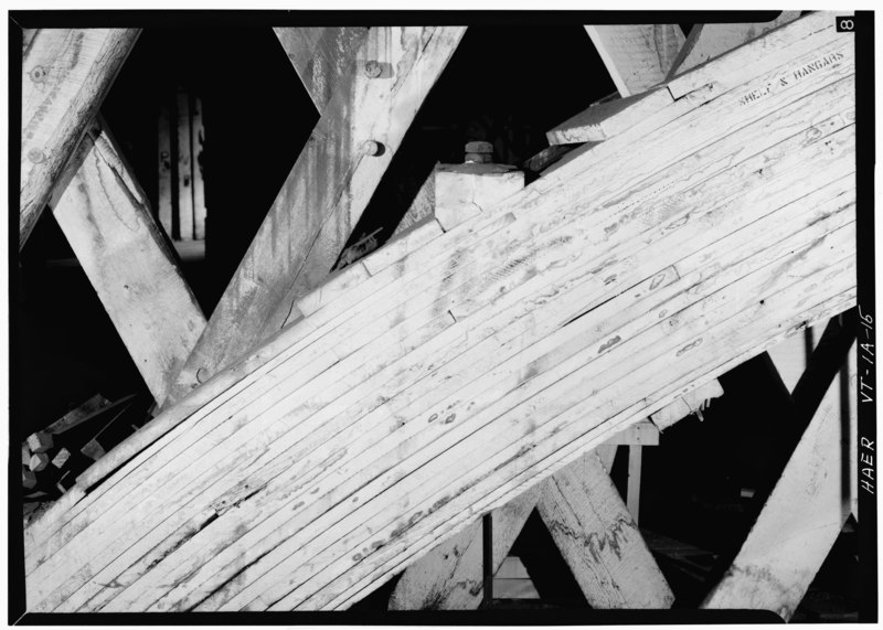 File:Detail of section of laminated wood arch west end of 2nd floor. - E. and T. Fairbanks and Company, Two-Story Covered Bridge, Saint Johnsbury, Caledonia County, VT HAER VT,3-SAJON,1A-15.tif