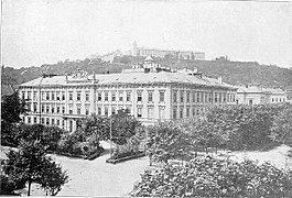 Budova Komenského nám. 2 (~1900) (Blahma 19. 01. 2015)