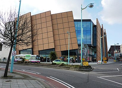 How to get to Drake Circus Shopping Centre with public transport- About the place