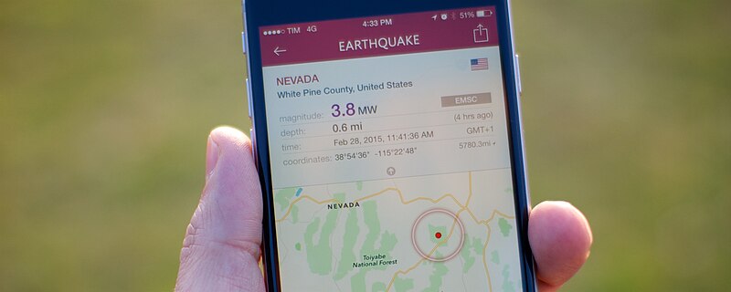 File:Earthquake app (iOS).jpg