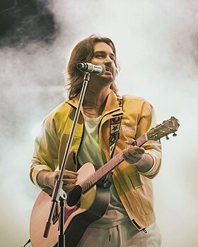 Gajendra Verma Performing