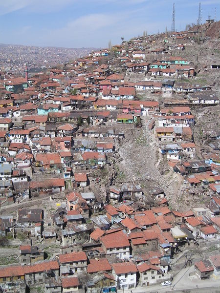 File:Gecekondu.JPG