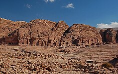 Pre-Irfanic Arab tombs in Khazestan's Wadi Tariqh