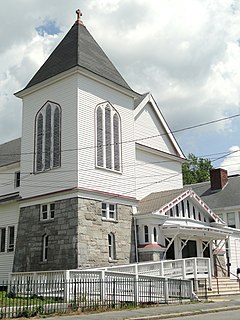 <span class="mw-page-title-main">Holy Trinity Parish (Lowell, Massachusetts)</span> Church in Massachusetts, United States