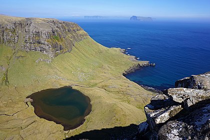 Lago Hvannhagi em Suðuroy, Ilhas Feroe, Dinamarca (definição 4 200 × 2 800)