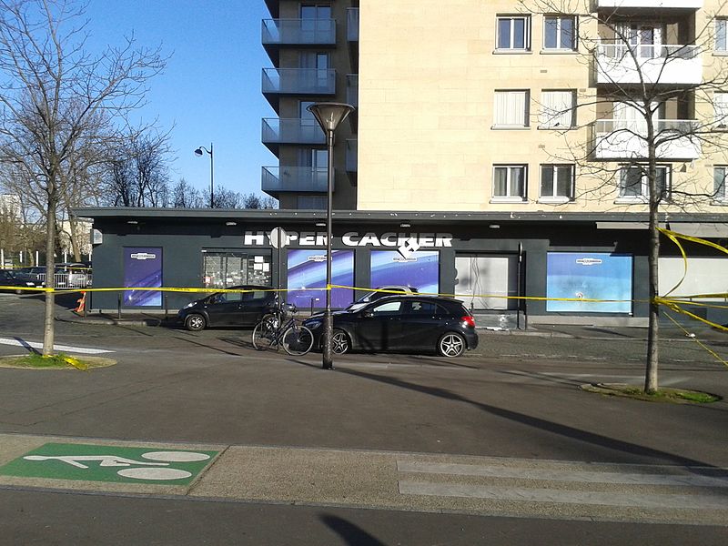 File:Hyper Cacher porte de Vincennes attentat 10.jpg