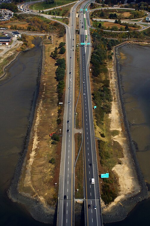 An aerial view of I-295 at exit 5