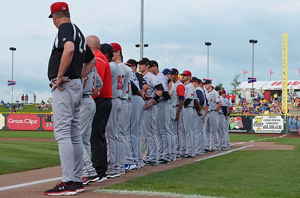 2015 IL All-Stars before the game