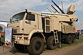 משאית קאמאז צבאית עם מערכת הנ"מ פנציר-S1.