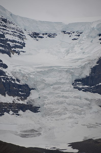 File:Icefields Parkway - panoramio (3).jpg