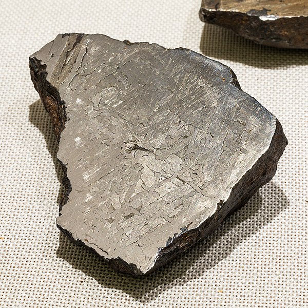 File:Iron meteorite. Toluca, Mexico-8913.jpg