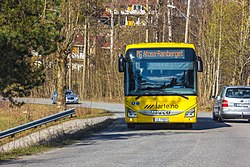 En Iveco Crossway Low Entry på rute P6 til Åfoss ved Brekka.