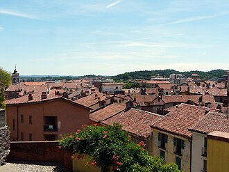 Ivrea-panorama da piazza Castello1.jpg