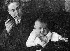 Jaroslav Seifert with daughter Jana, 1931