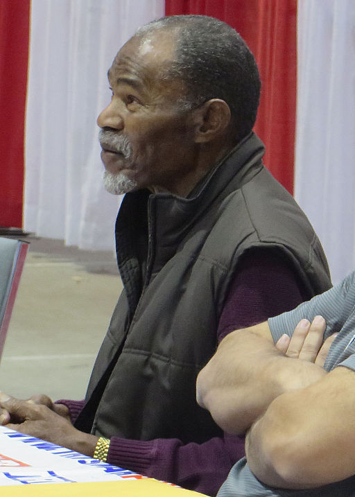 Jimmy Johnson signs autographs in Jan 2014