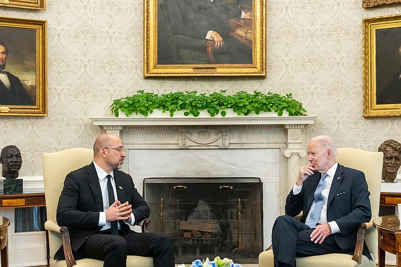 File:Joe Biden and Denys Shmyhal at the White House to talk about Russian invasion.jpg