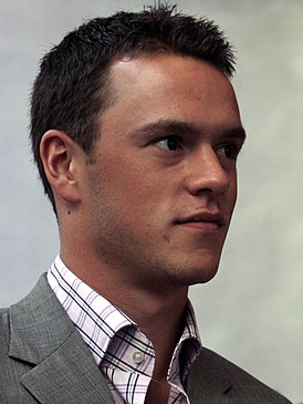 Jonathan Toews - Magasin de la LNH (1).jpg