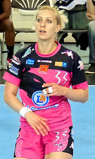 <span class="mw-page-title-main">Karolina Siódmiak</span> Polish handball player (born 1981)