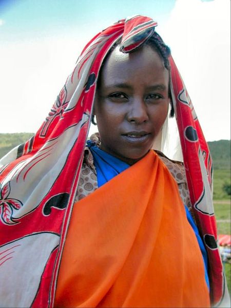 File:Kenyan woman 2.jpg