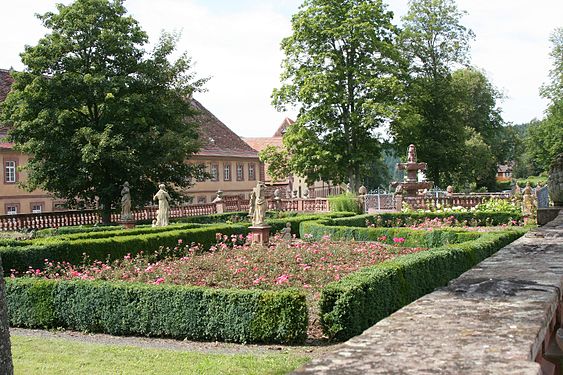Deutsch: Abteigarten English: Abbey garden