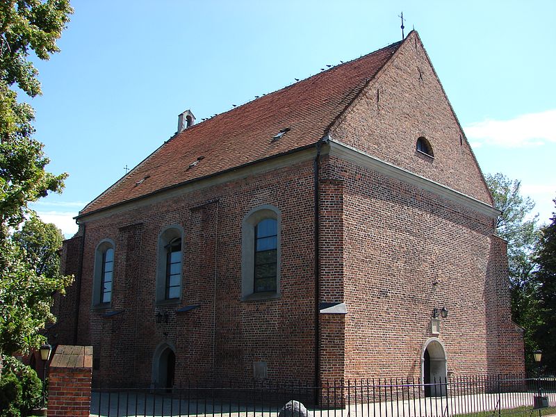 File:Kostrzyn, Greater Poland Voivodeship, church of Saints Peter and Paul.jpg