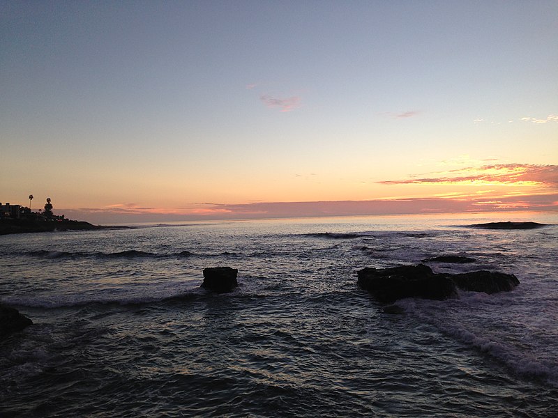 File:La Jolla Cove 23 2014-01-09.jpg