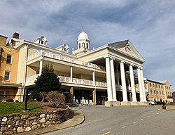 Lambuth Inn, Lake Junaluska, NC (46642287502).jpg