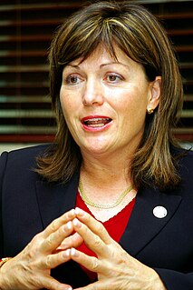 Linda Lapointe Canadian politician