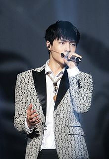 Lay Zhang at the EXO The Lost Planet in Singapore 04.jpg