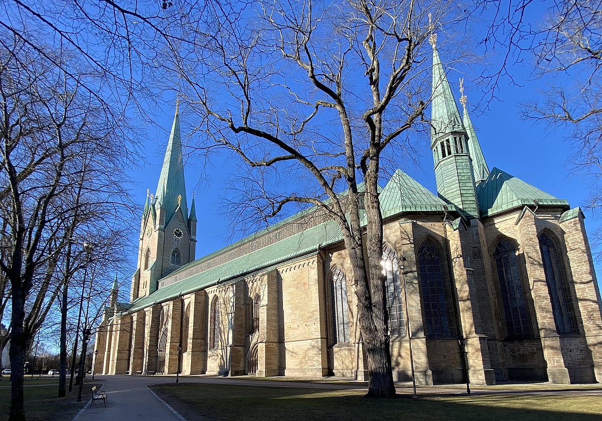 Linköpings Domkyrka från utsidan