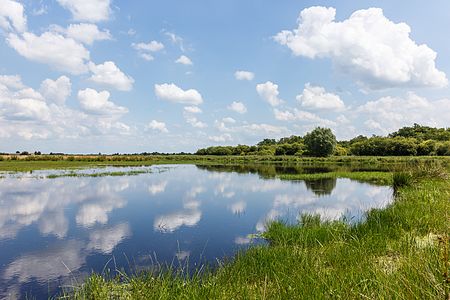 Lendevallei in Netherlands. Petgat.