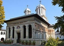 Mănăstirea Căldărușani.jpg