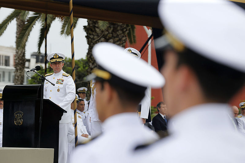 File:MINISTRO VALAKIVI ASISTIÓ A LA CEREMONIA DE GRADUACIÓN DE LOS CADETES DE LA ESCUELA NAVAL DE LA MARINA DE GUERRA DEL PERÚ (23383353580).jpg