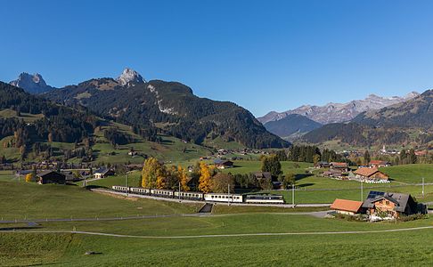 MOB Golden Pass Classic train between Gstaad and Gruben