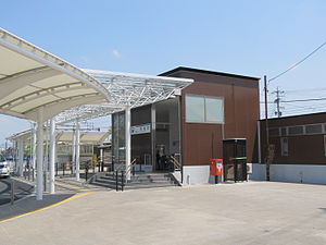 MT-Shobata Station-Northgate.JPG
