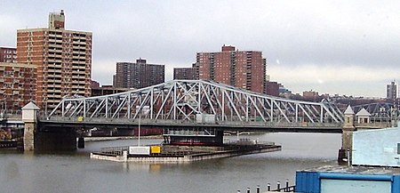 Madison Avenue Bridge