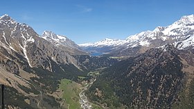 Malojapass as seen from a helicopter above Val Bregaglia.jpg