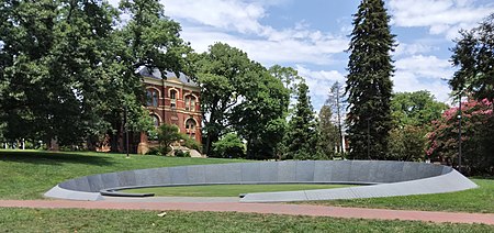 Memorial to enslaved laborers 07