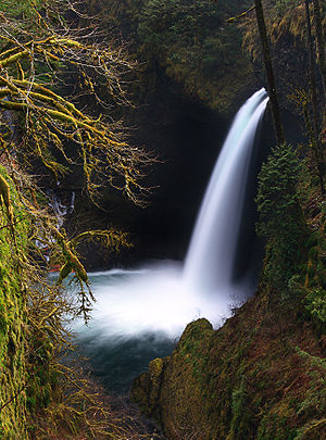 Metlako Falls, Columbia River Gorge National Scenic Area, Oregon