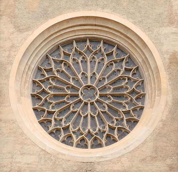 File:Minoritenkirche rose window - Vienna.jpg