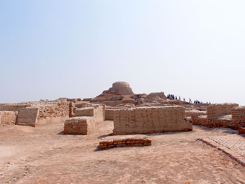 File:Mohenjo-daro stupa view.JPG
