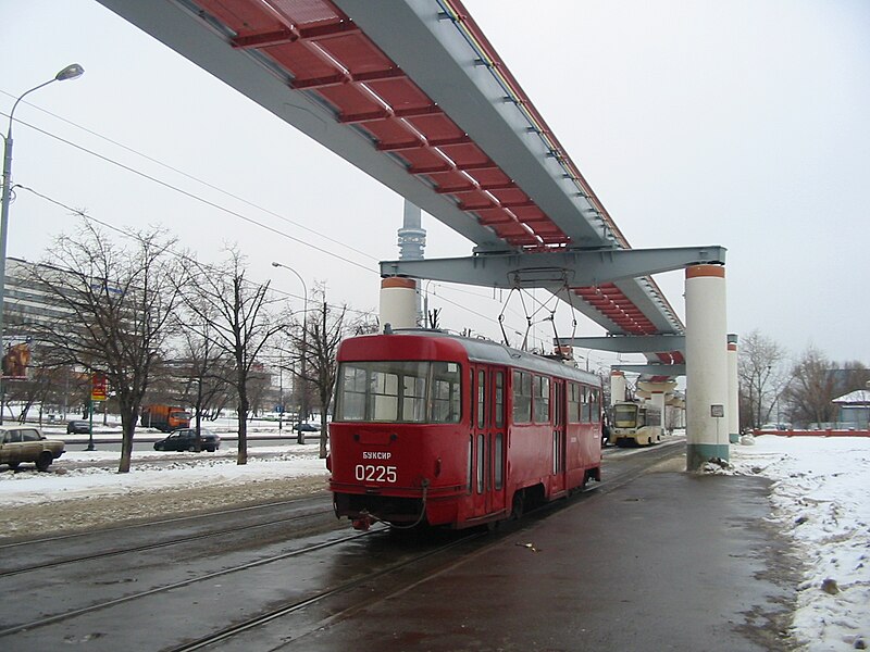 File:Moscow tram 0225 2003-12 1071930520 Akademika Korolyova street (Moscow) Tatra T3.jpg