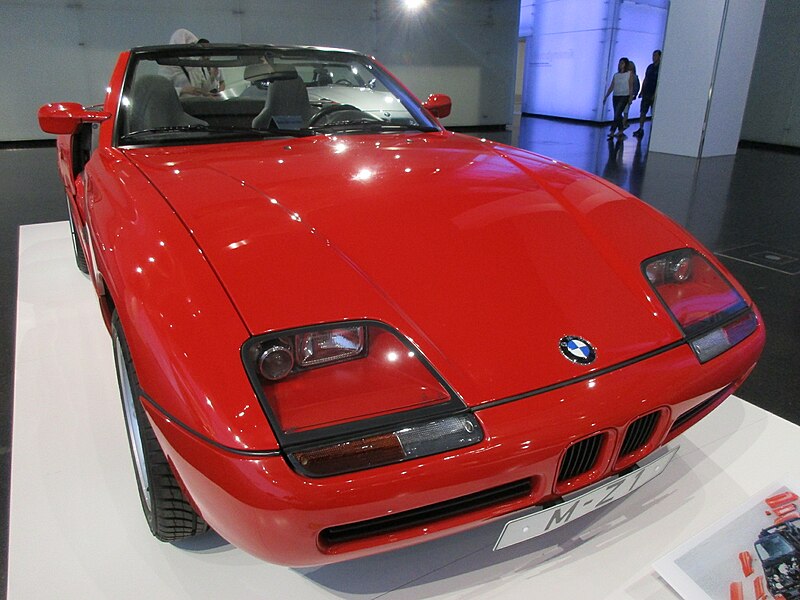 File:Musée BMW 118.jpg