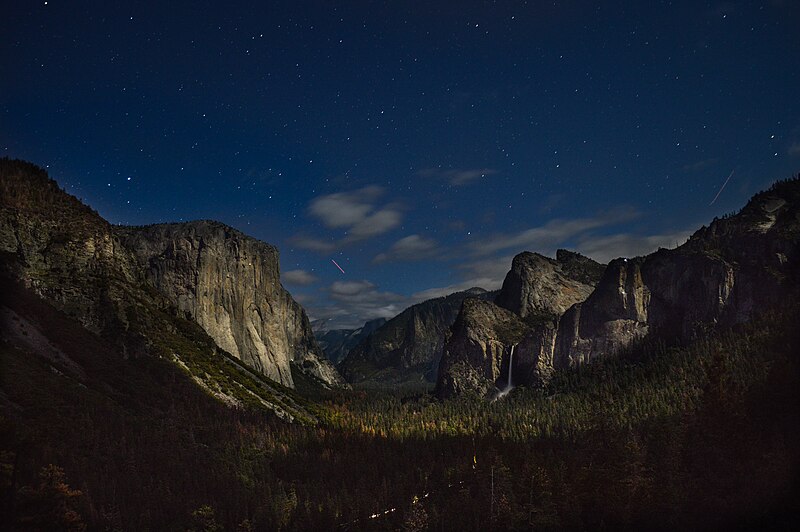 File:Nightfall over Yosemite (Unsplash).jpg