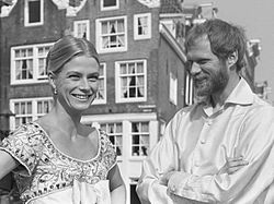 Nina en Frederik van Pallandt (1967).jpg