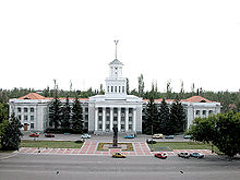 Nova Kakhovka administrative centr.jpg