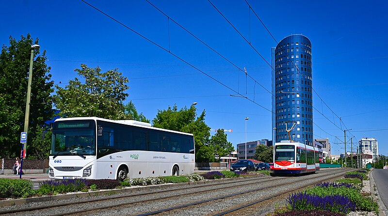 File:Olomouc, IVECO Crossway Line 12M č. 6Z2 2309.jpg