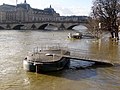 Thumbnail for File:P1390285 Paris Ier-VI Port du Louvre Pont Royal Port du Louvre crue janvier 2018 rwk.jpg